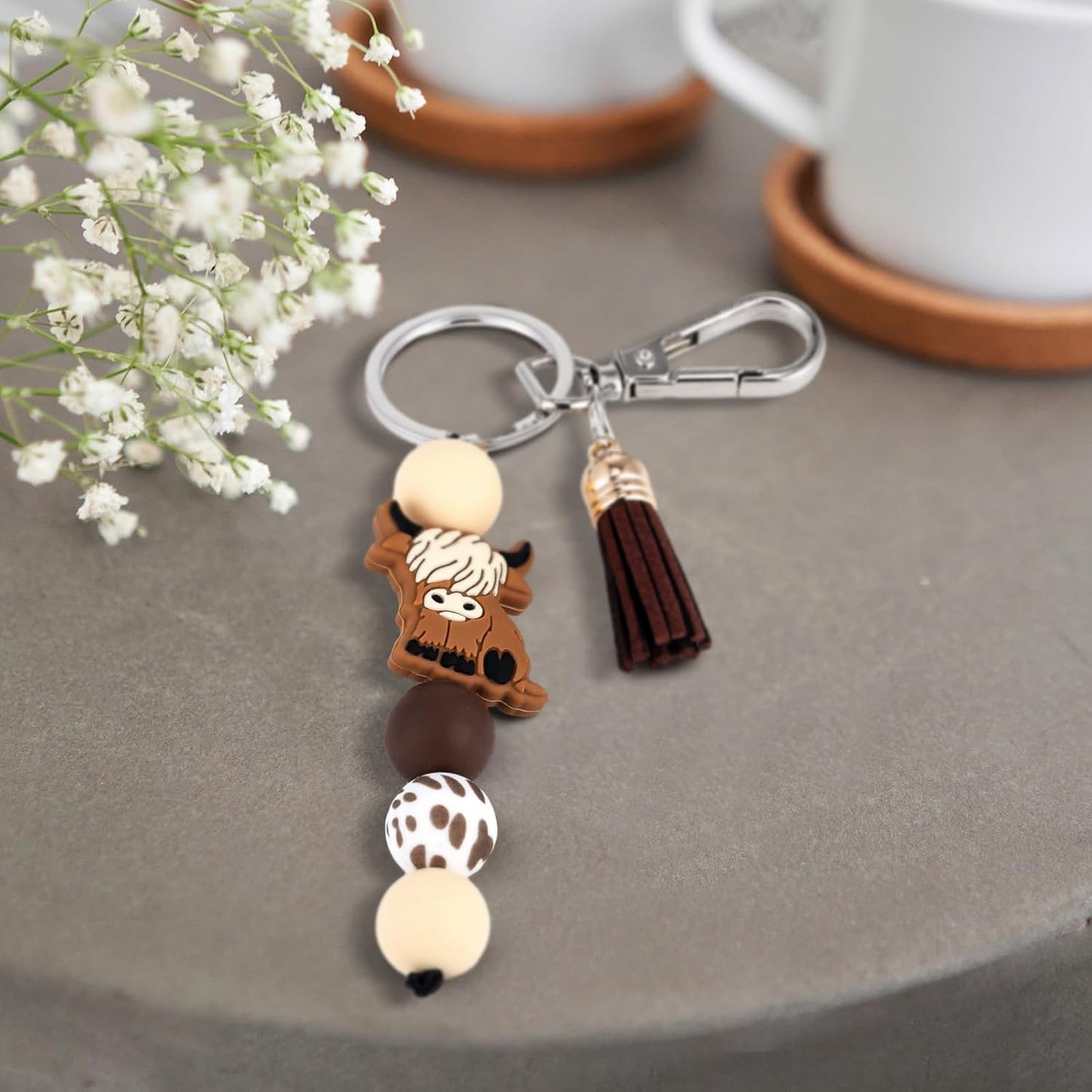 Highland Cow Keychain Highland Cow Party Favors Cute Gifts Animal Keychains with Tassel for Women Men Gifts (Brown,1 Pcs)
