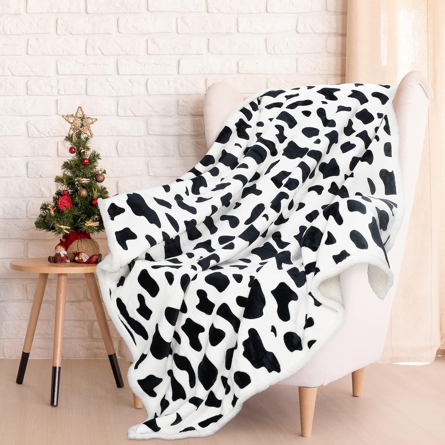 Cow Print Sherpa Fleece Blanket, Super Soft Plush Throw Blanket for Couch, Cow Gift for Cow Lovers, 50X60 Inches